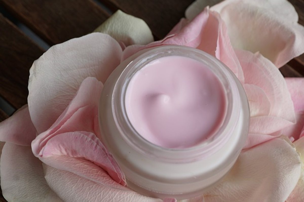 How to Build a Skincare Routine That Fits Your Needs